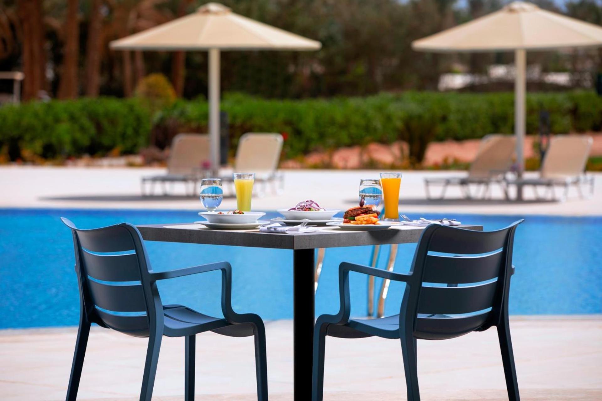 Pickalbatros Laguna Vista Aqua Park Sharm el-Sheikh Ngoại thất bức ảnh Outdoor furniture