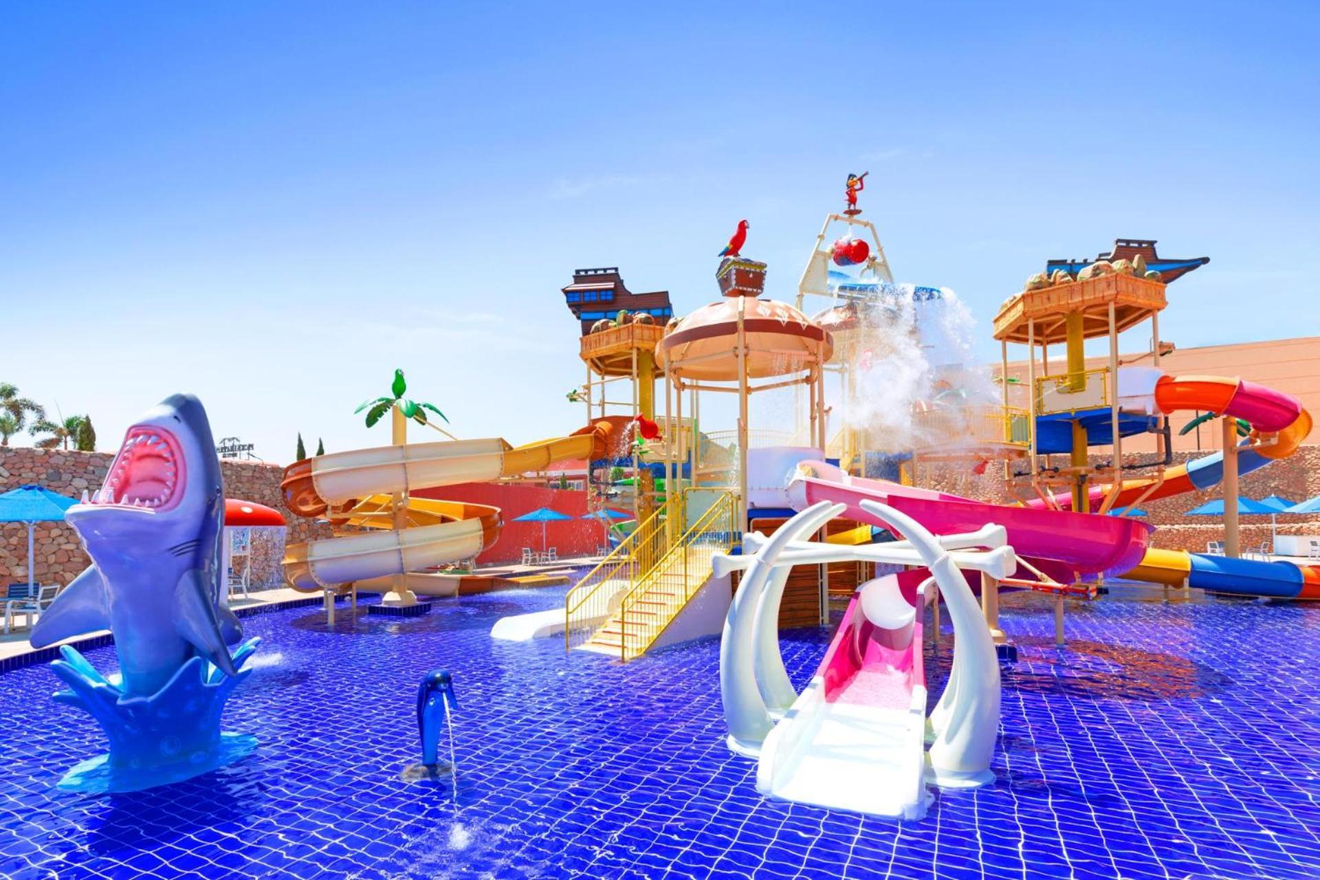 Pickalbatros Laguna Vista Aqua Park Sharm el-Sheikh Ngoại thất bức ảnh The park's water slides