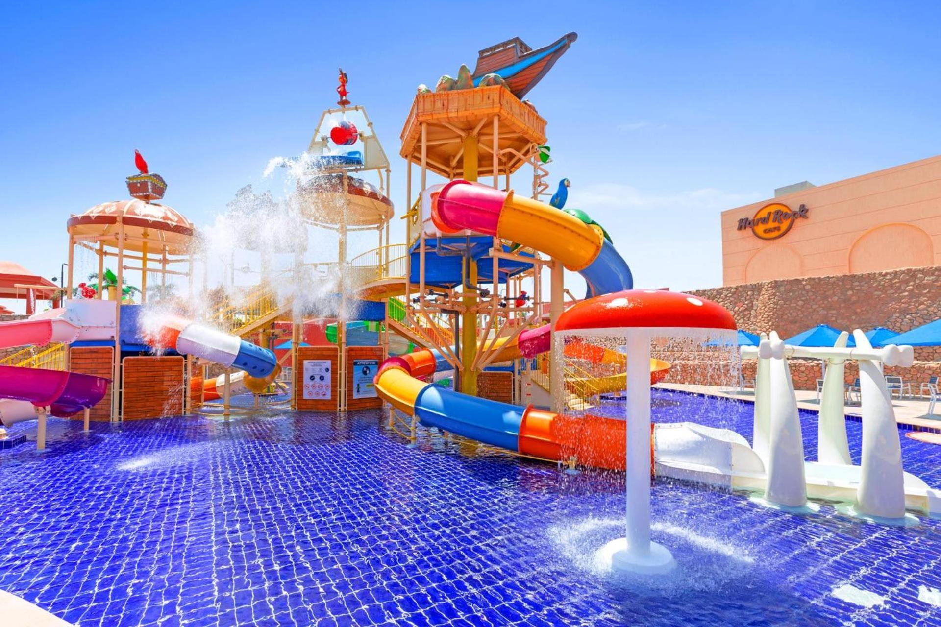 Pickalbatros Laguna Vista Aqua Park Sharm el-Sheikh Ngoại thất bức ảnh The park's water slides
