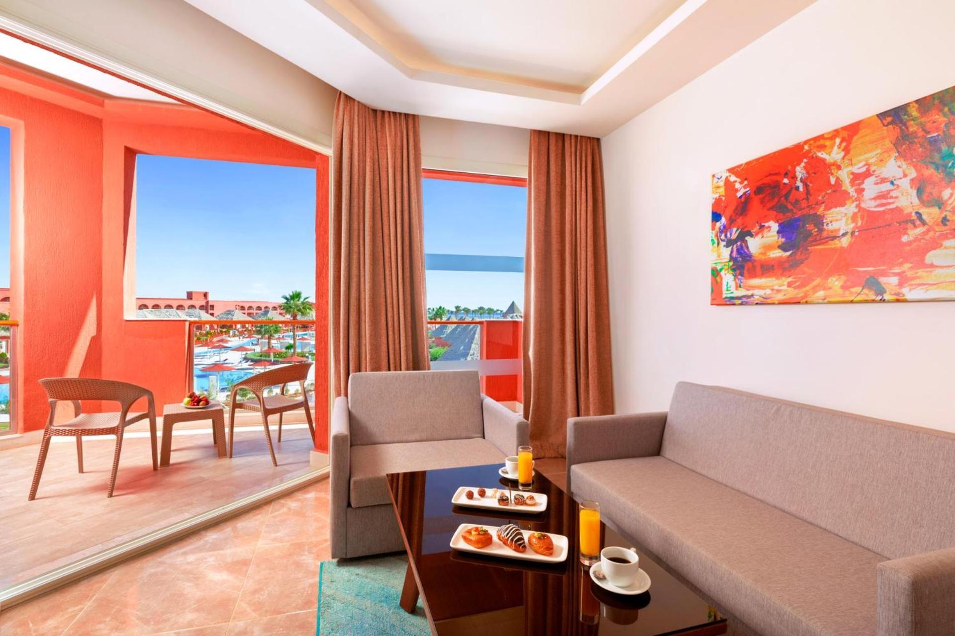 Pickalbatros Laguna Vista Aqua Park Sharm el-Sheikh Ngoại thất bức ảnh A room at the resort
